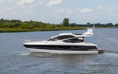 Galeon 560 Skydeck
