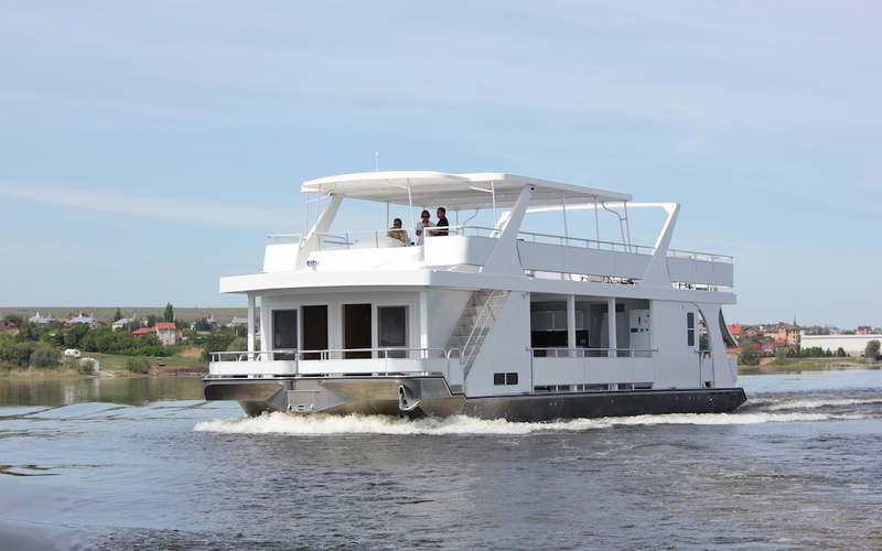 Lodka Haus LH 109