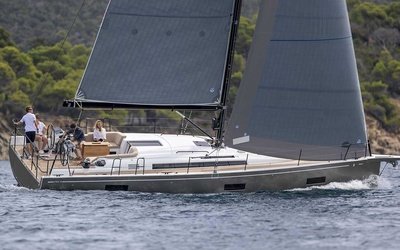 Beneteau First 44