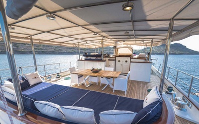 Aegean 30 M