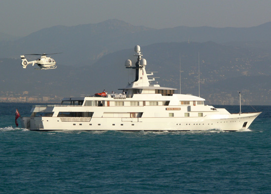 Feadship White Cloud