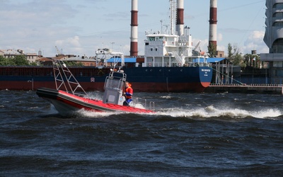 Специальные катера Kalmar 610