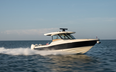Chris-Craft Calypso 35