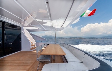 Amer Victoria III