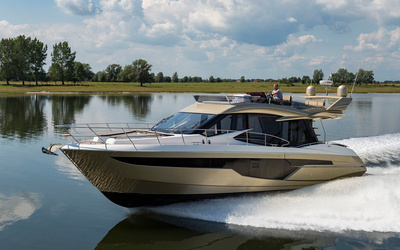 Galeon 500 Fly