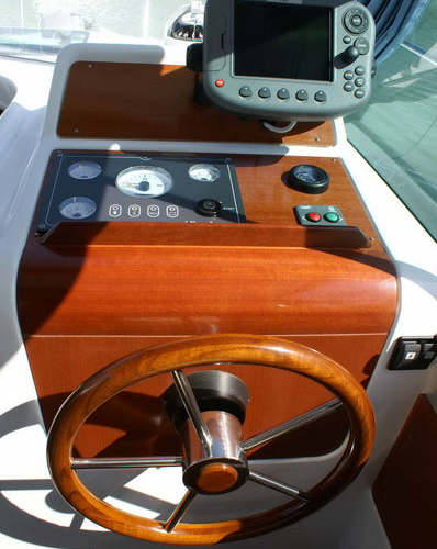 Beneteau Antares 760