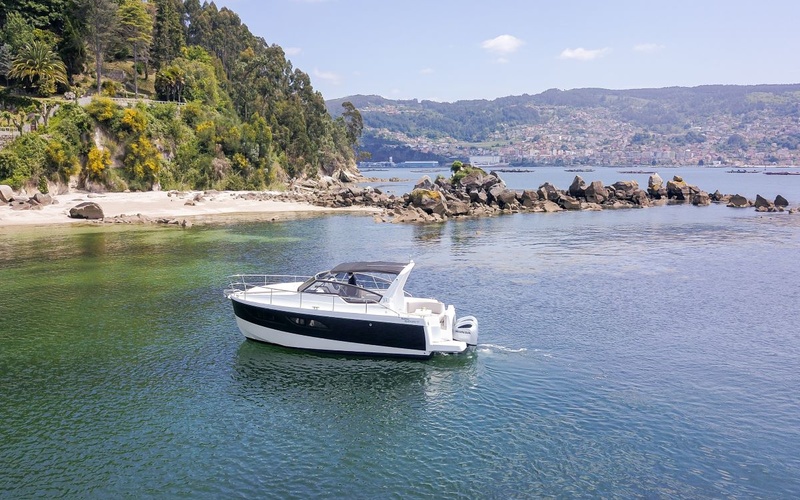Rodman Spirit 31′ Open Outboard