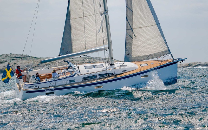 Hallberg-Rassy  400