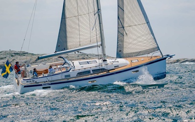 Hallberg-Rassy  400