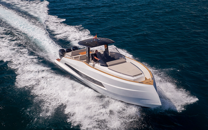 Astondoa 377 Coupe Outboard