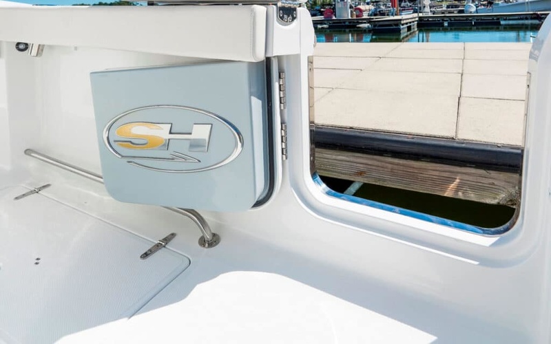 Sea Hunt Gamefish 27 CB