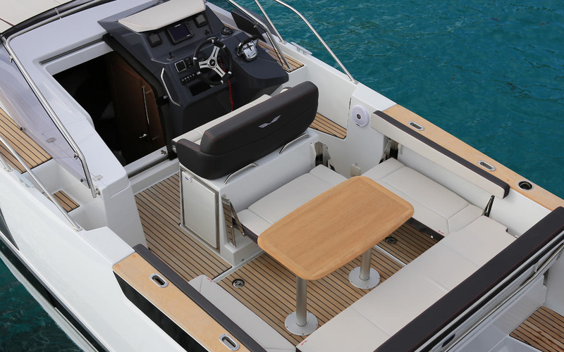 Beneteau Flyer 8.8 SUNdeck
