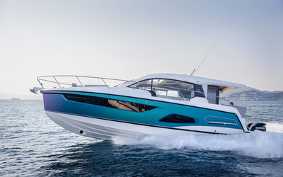 Sealine С390V