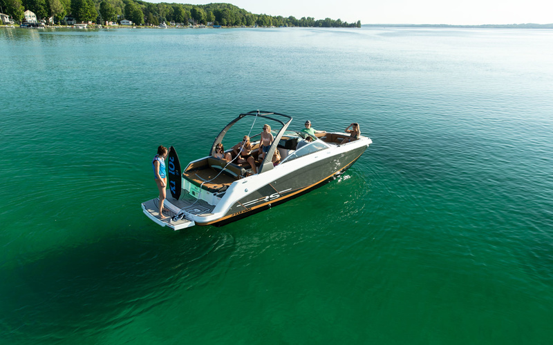Four Winns HD5 RS Surf