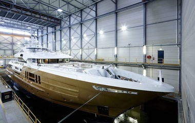Heesen Azamanta