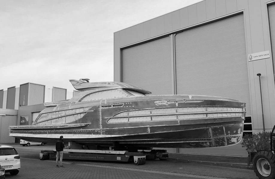 660 Flybridge