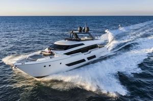 Ferretti 850