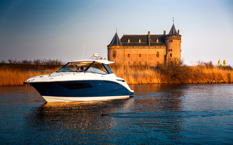 Sea Ray Sundancer 320