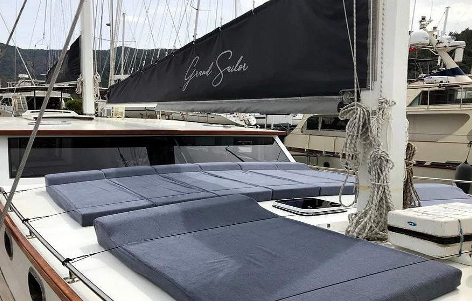 Custom Grand Sailor