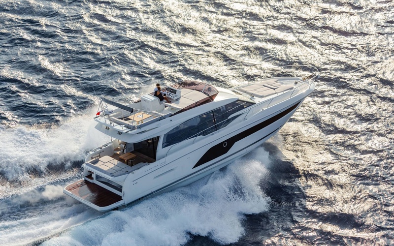 Prestige 590
