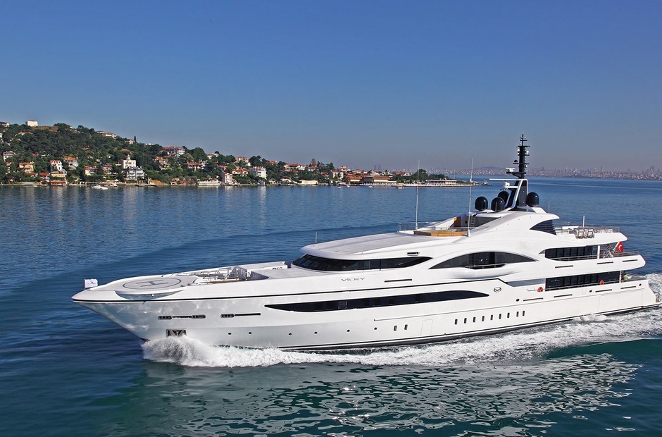 Turquoise Yachts  Quantum of Solace