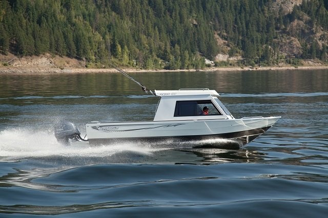 KingFisher 2425 Escape HT