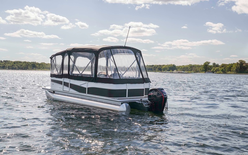 Crestliner 240 Rally DX