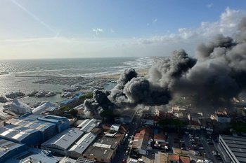 A fire in Viareggio raises concerns for the prestigious shipyards