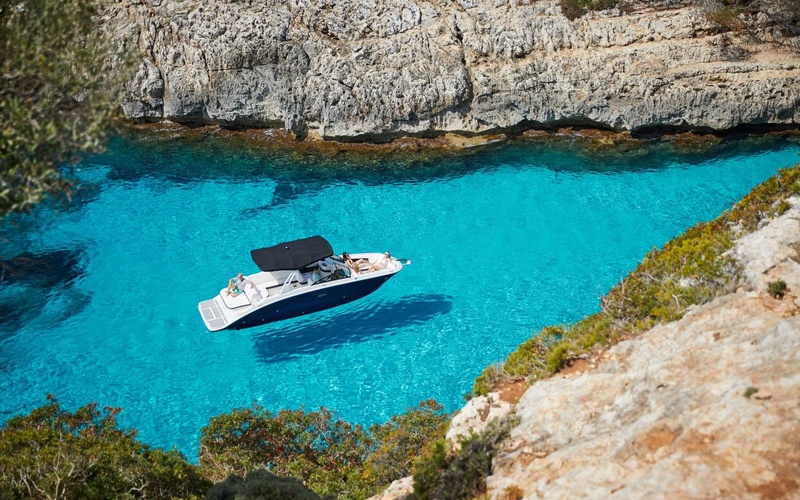 Sea Ray SDX 270