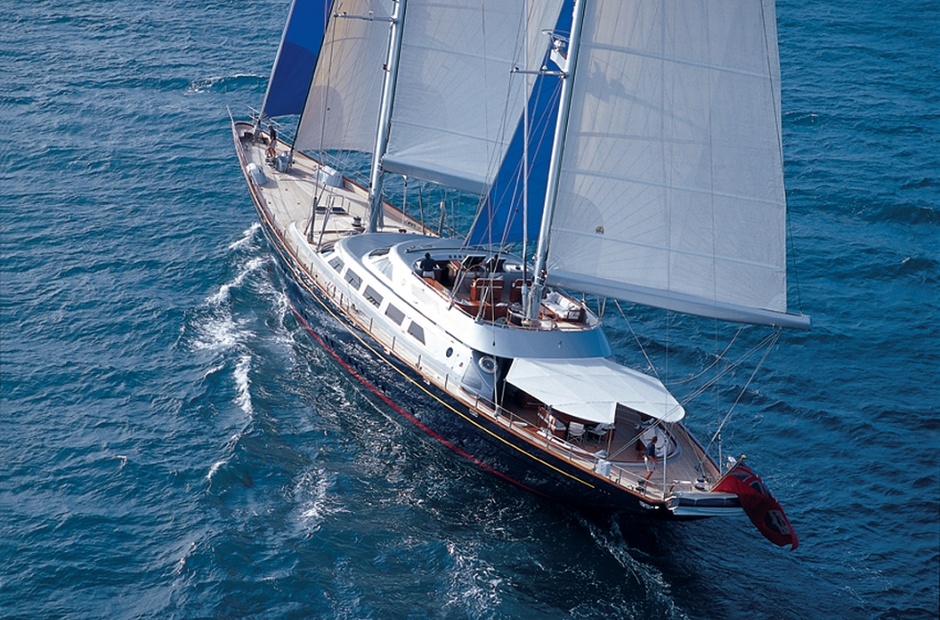 Perini Navi Andromeda La Dea