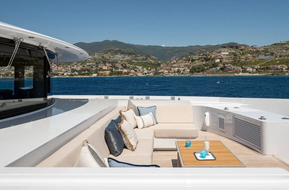 Heesen Moskito