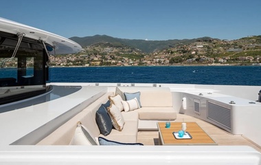 Heesen Moskito