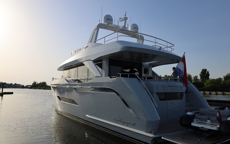 Van den Hoven Voyager 61