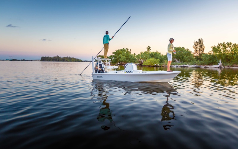Hewes Redfisher 16
