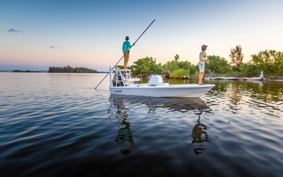 Hewes Redfisher 16