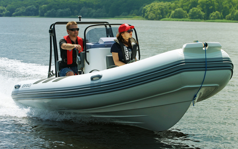 Brig Navigator 485