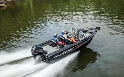 Tracker Targa V-18 WT