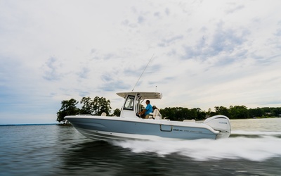 Sea Hunt Escape 28