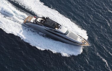 Palmer Johnson Silver Wave