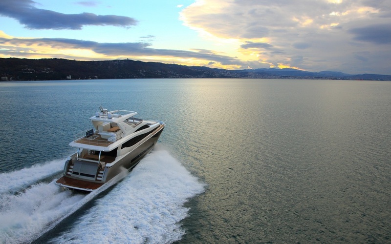Prestige 750