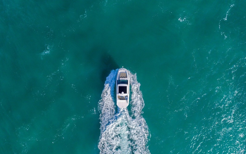 Sea Ray Sundancer 320 Coupe