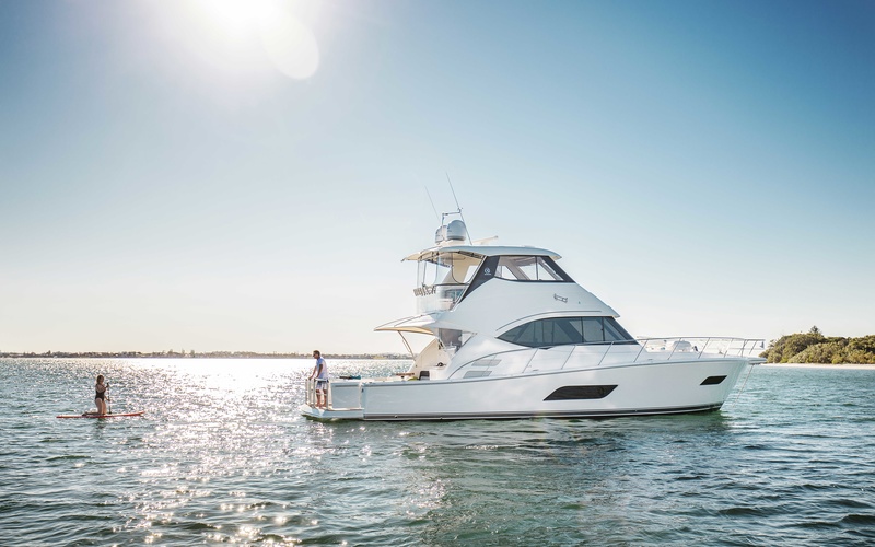 Riviera 52 Enclosed Flybridge