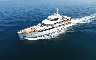 Mural Yachts Meteor