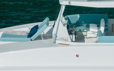 Two Oceans 555 Power Catamaran