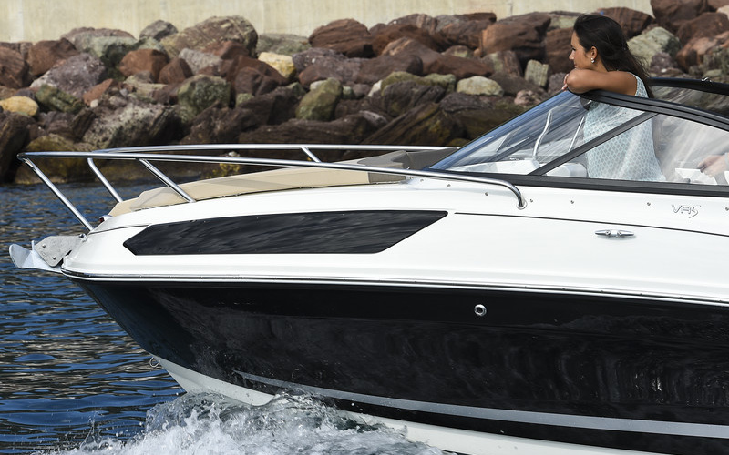 Bayliner VR5 Cuddy
