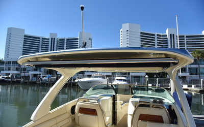 Chris-Craft Launch 35 GT