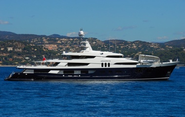 Neue Jadewerft Amadeus
