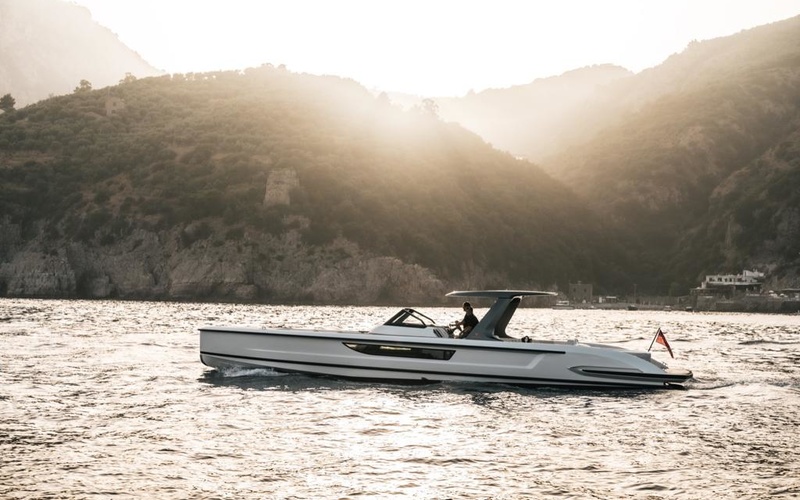 Vandal Chase Boat