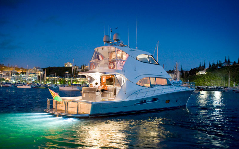 Riviera 70 Enclosed