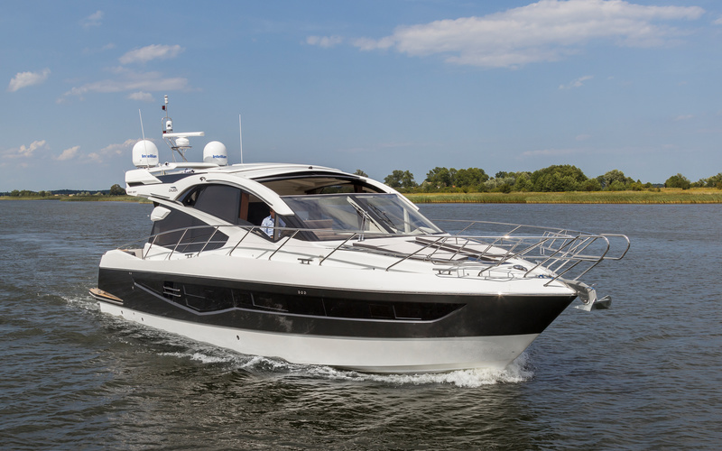 Galeon 560 Skydeck